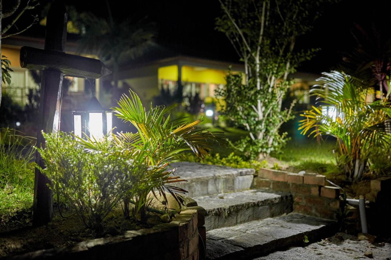 Andasibe Lemurs Lodge Kültér fotó